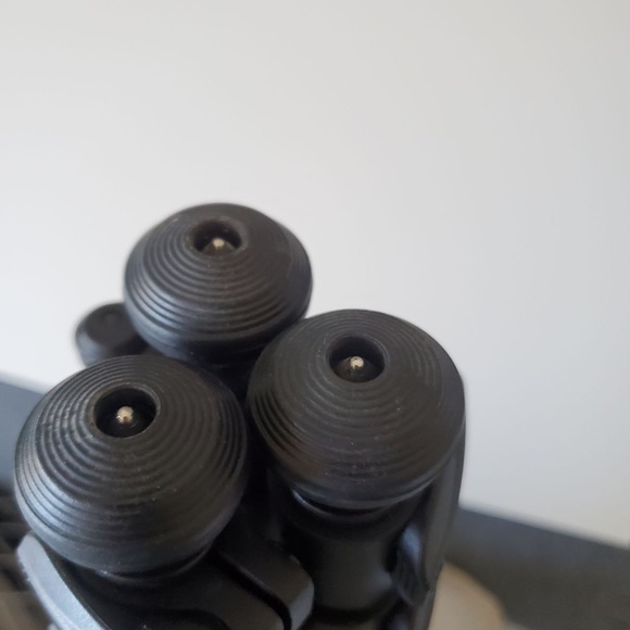 Vanguard Alta Pro 263AT + GH-100 Pistol Grip Ball Head - Picture 5 of 16